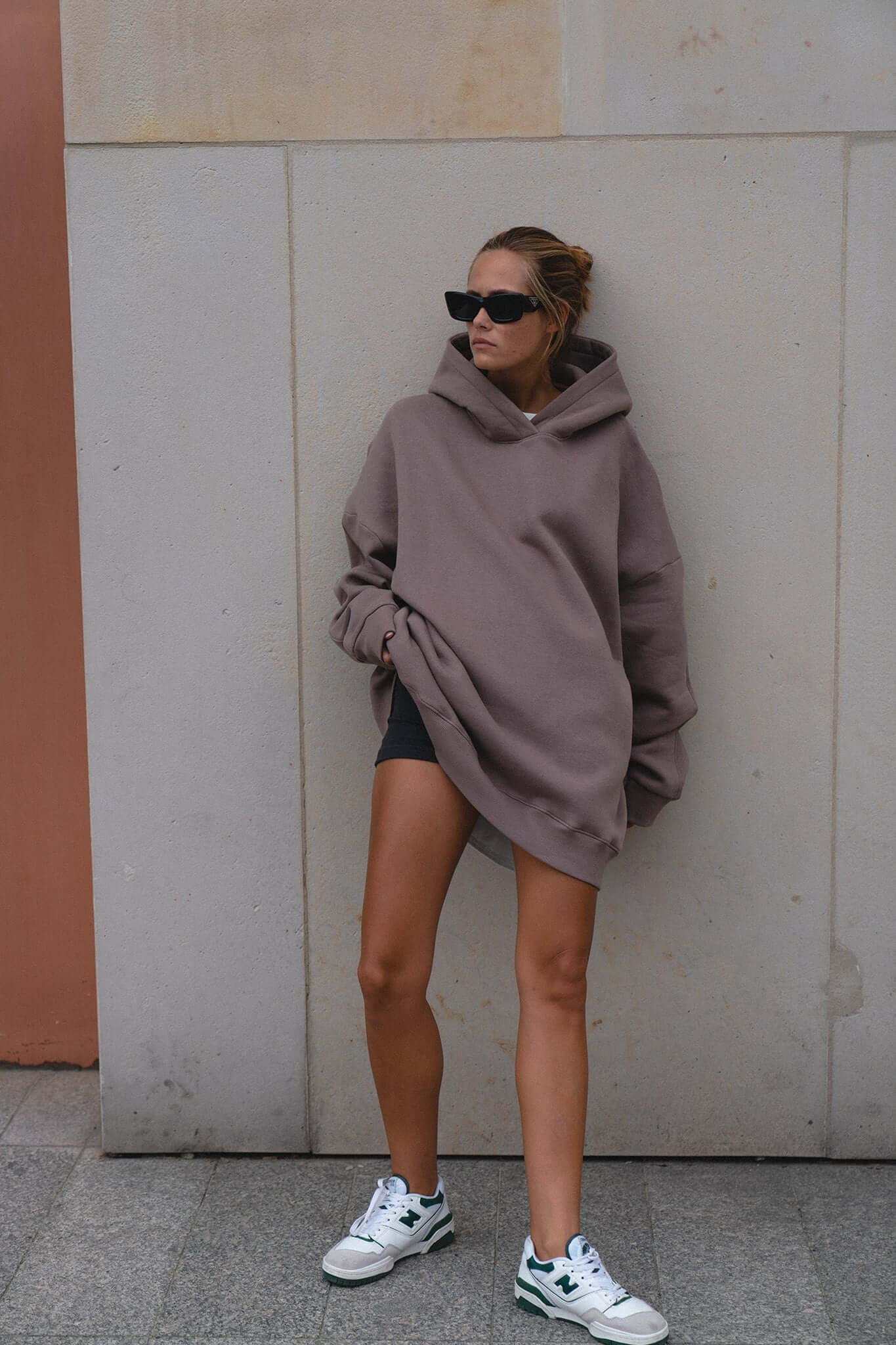Bluza oversize z kapturem Deep Taupe