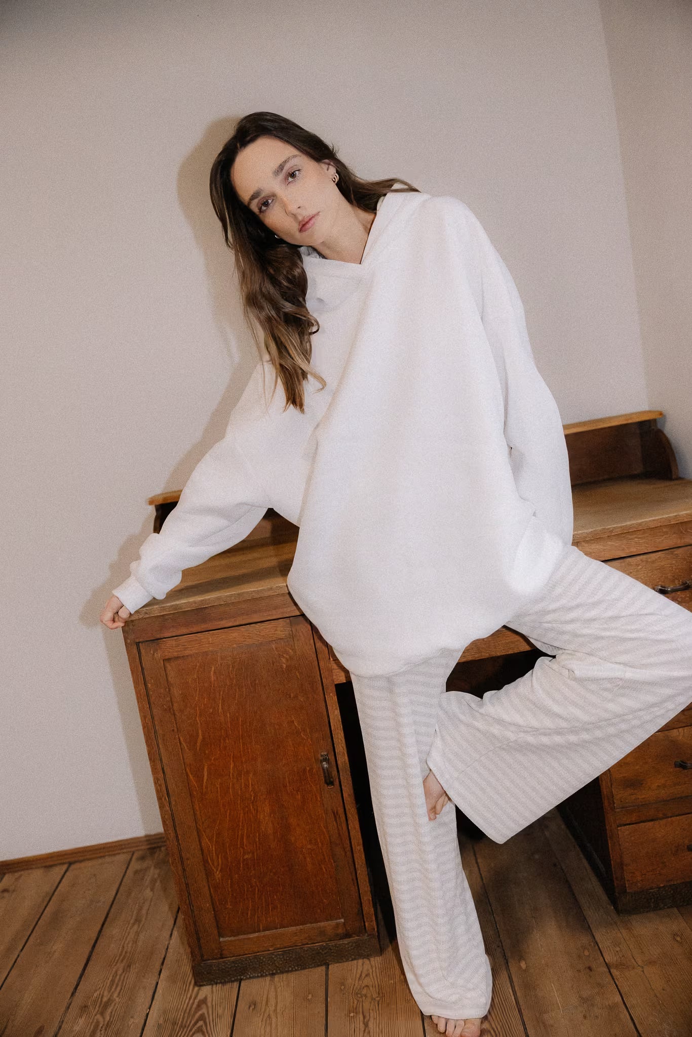 Bluza oversize z kapturem Milky